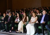 Heydar Aliyev Foundation VP Leyla Aliyeva and Head of Baku Media Center Arzu Aliyeva visit inclusive center to support creativity of vulnerable groups (PHOTO)