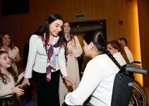 Heydar Aliyev Foundation VP Leyla Aliyeva and Head of Baku Media Center Arzu Aliyeva visit inclusive center to support creativity of vulnerable groups (PHOTO)