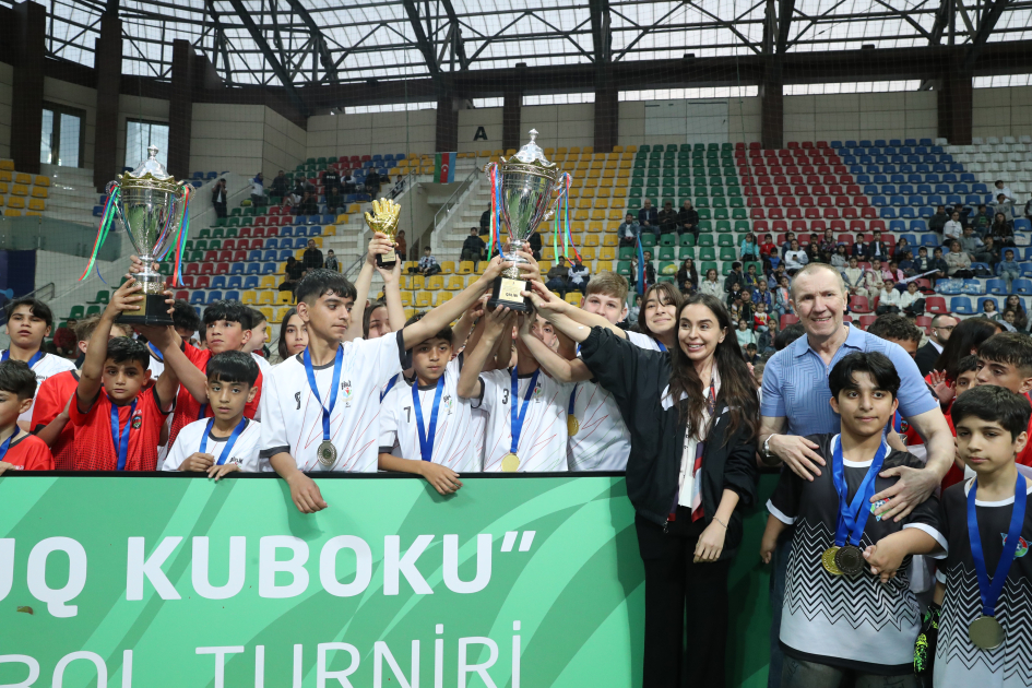 At the initiative of Heydar Aliyev Foundation VP Leyla Aliyeva and Head of Baku Media Center Arzu Aliyeva, a mini-football tournament was organized between teams of children from orphanages (PHOTO)