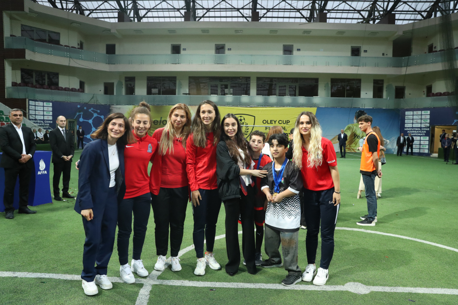 At the initiative of Heydar Aliyev Foundation VP Leyla Aliyeva and Head of Baku Media Center Arzu Aliyeva, a mini-football tournament was organized between teams of children from orphanages (PHOTO)