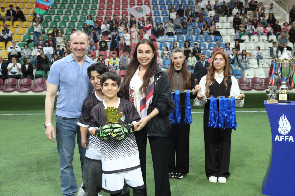At the initiative of Heydar Aliyev Foundation VP Leyla Aliyeva and Head of Baku Media Center Arzu Aliyeva, a mini-football tournament was organized between teams of children from orphanages (PHOTO)