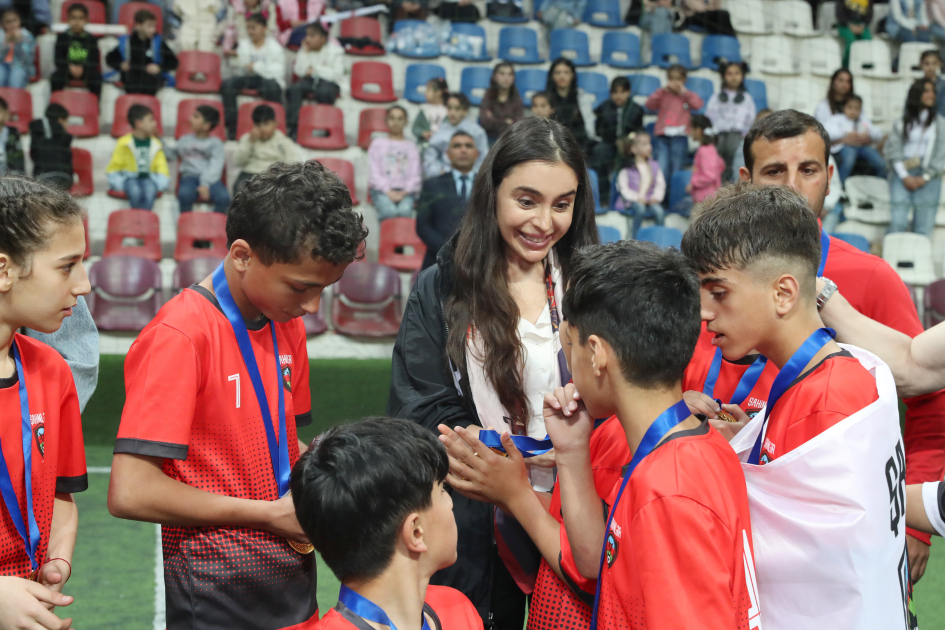 At the initiative of Heydar Aliyev Foundation VP Leyla Aliyeva and Head of Baku Media Center Arzu Aliyeva, a mini-football tournament was organized between teams of children from orphanages (PHOTO)