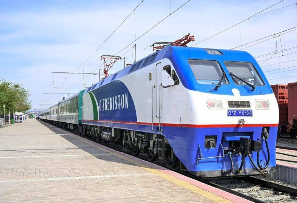 Uzbekistan rolls out high-speed rail with support from Hyundai Rotem