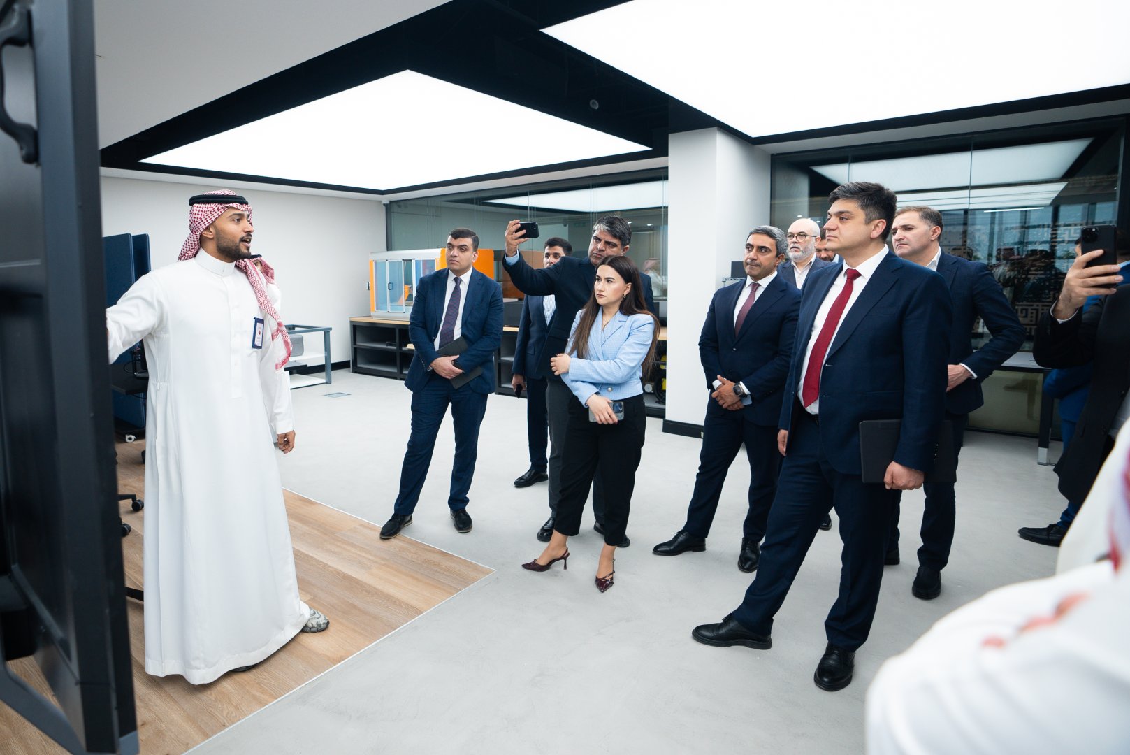 Azerbaijan, Saudi Arabia set to cooperate in digitalization (PHOTO)