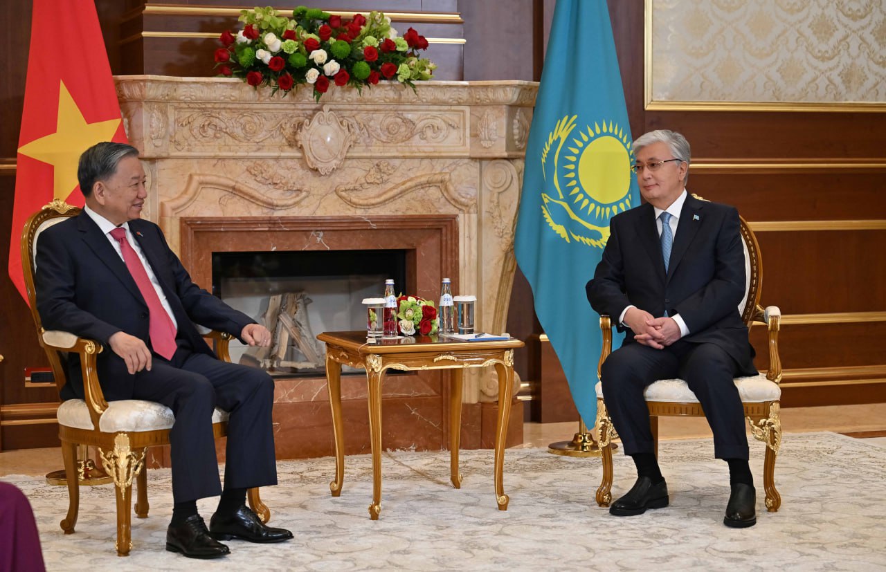 Kazakh and Vietnamese leaders discuss bilateral cooperation