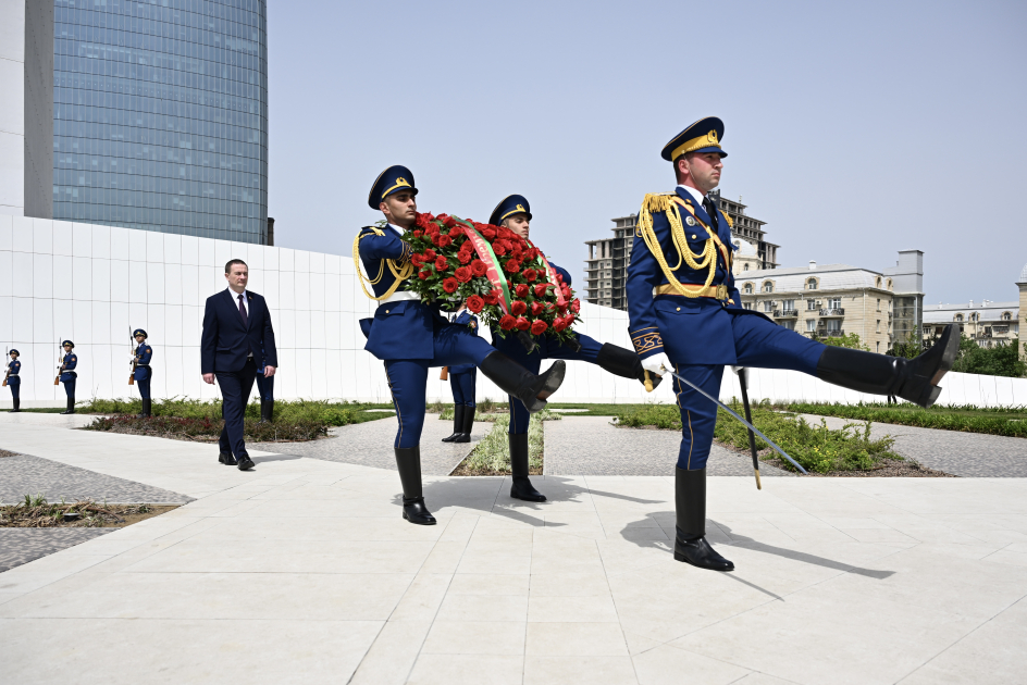 Belarusian prime minister visits Victory Park in Azerbaijan's Baku (PHOTO)