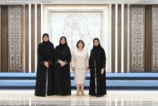 Azerbaijan, UAE focus on upgrading relations to strategic partnership level (PHOTO)