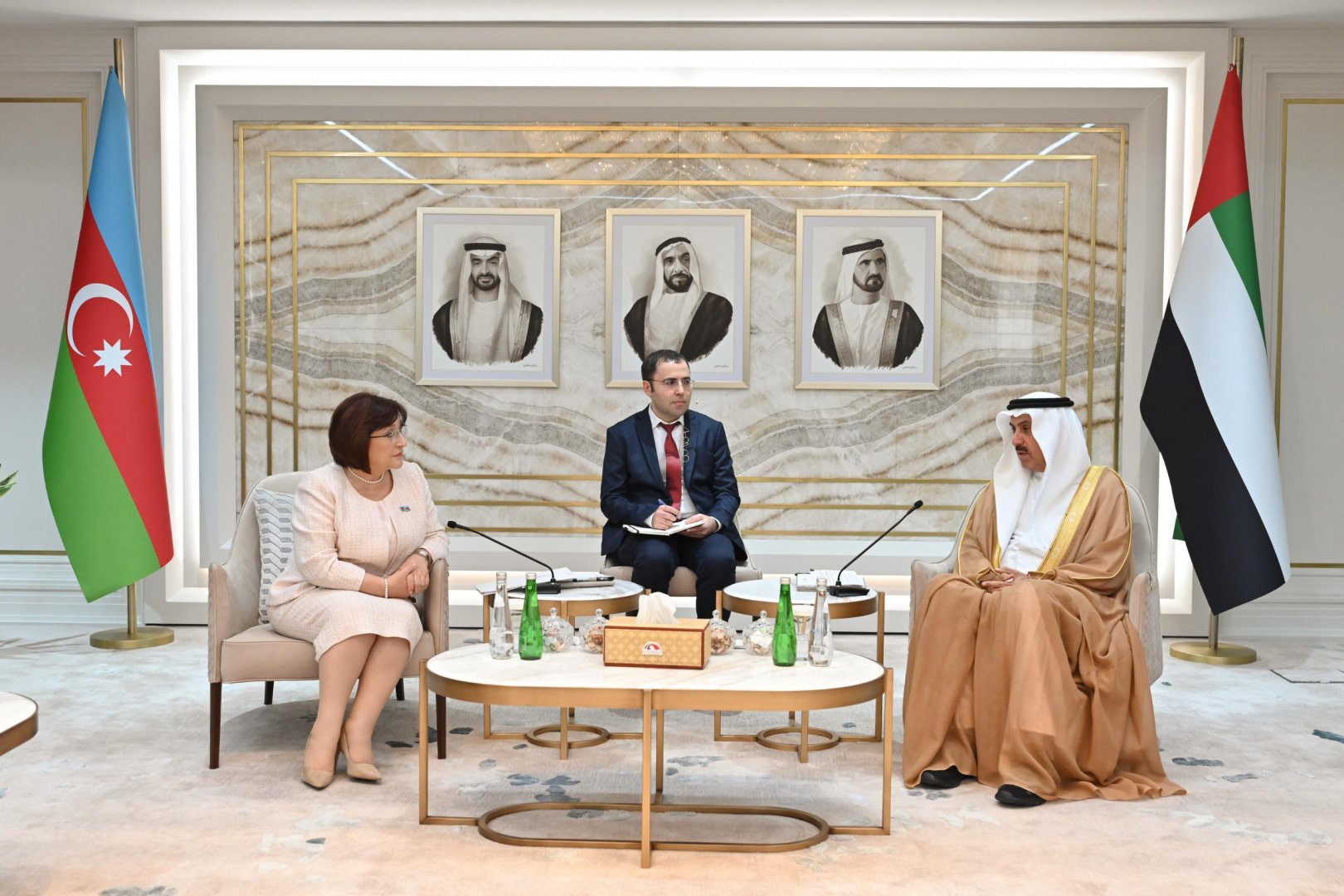 Azerbaijan, UAE focus on upgrading relations to strategic partnership level (PHOTO)