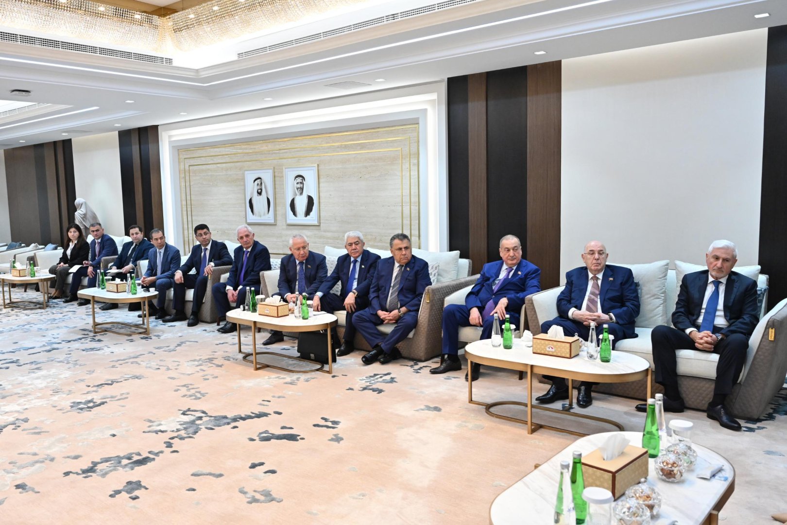 Azerbaijan, UAE focus on upgrading relations to strategic partnership level (PHOTO)