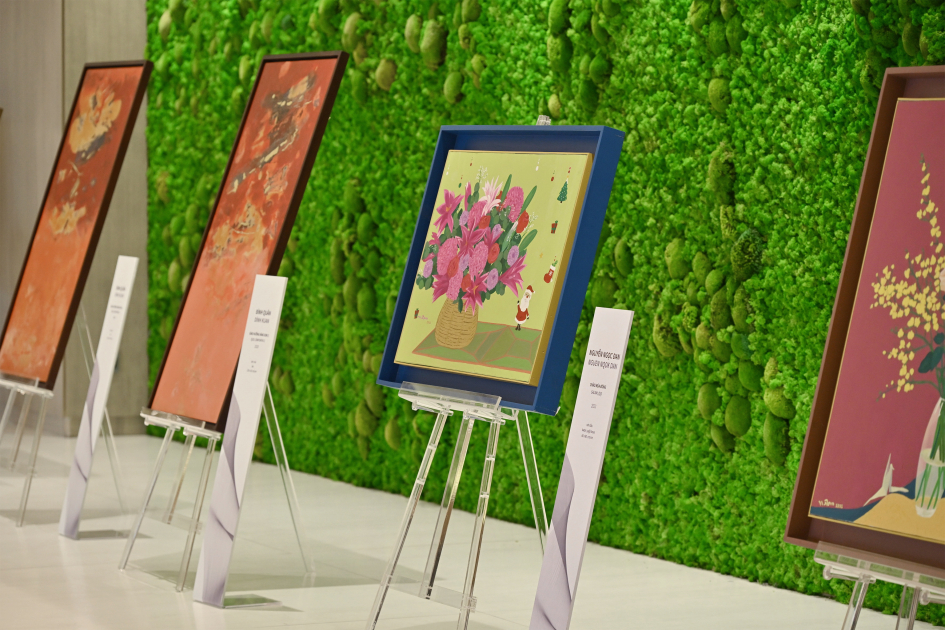 President Ilham Aliyev, First Lady Mehriban Aliyeva, General Secretary To Lam and his spouse Ngo Phuong Ly view exhibition of Vietnamese paintings (PHOTO/VIDEO)