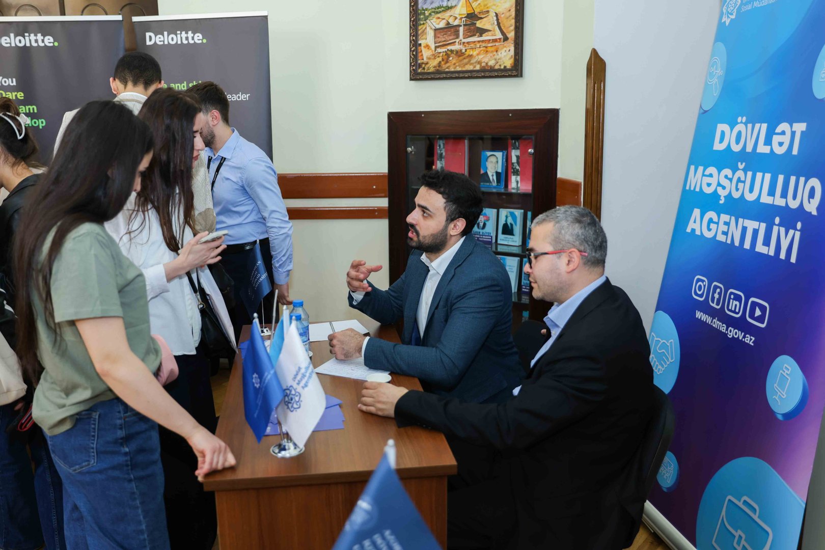 16th Career Fair held at UNEC (PHOTO)