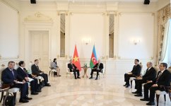 President Ilham Aliyev, General Secretary To Lam hold limited format meeting (PHOTO/VIDEO)