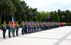 Baku hosts official welcome ceremony for General Secretary To Lam (PHOTO)