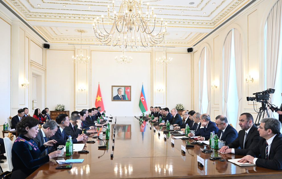 President Ilham Aliyev, General Secretary To Lam hold expanded meeting (PHOTO/VIDEO)