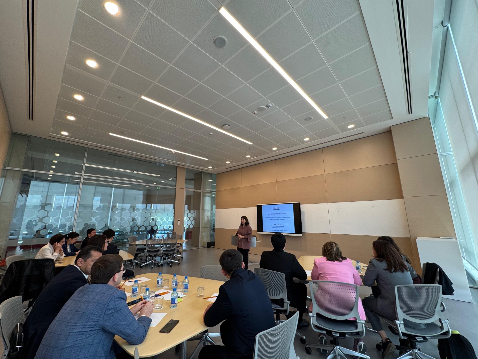 ADA University hosts seminar on strategic communication for Uzbek officials (PHOTO)