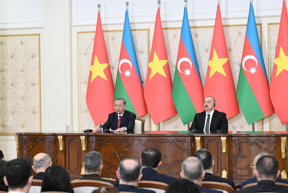 President Ilham Aliyev, General Secretary To Lam make press statements (PHOTO)