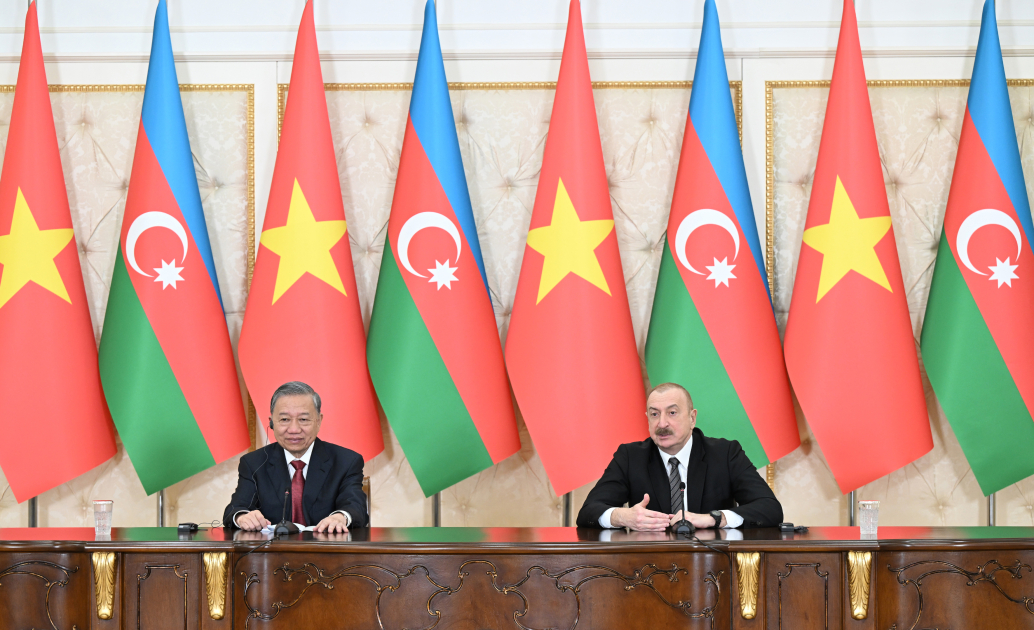 President Ilham Aliyev, General Secretary To Lam make press statements (PHOTO)