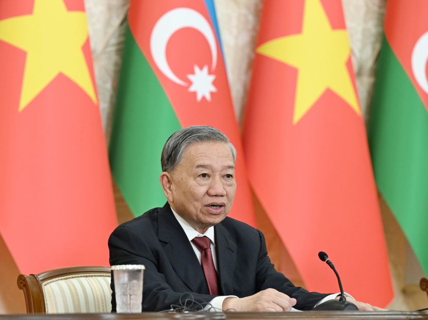 President Ilham Aliyev, General Secretary To Lam make press statements (PHOTO)