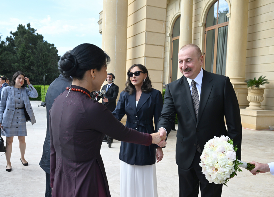 Baku hosts official welcome ceremony for General Secretary To Lam (PHOTO)
