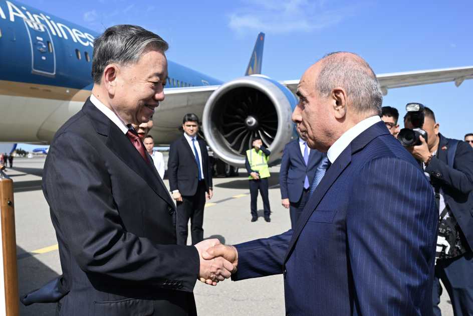 General Secretary To Lam arrives in Azerbaijan on state visit (PHOTO)