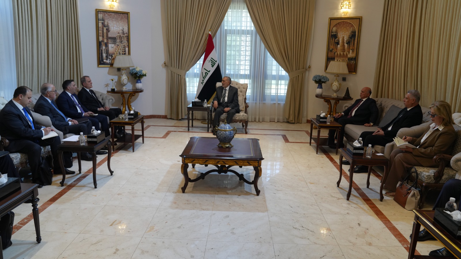 Azerbaijani FM addresses current situation in Middle East with Iraqi Speaker