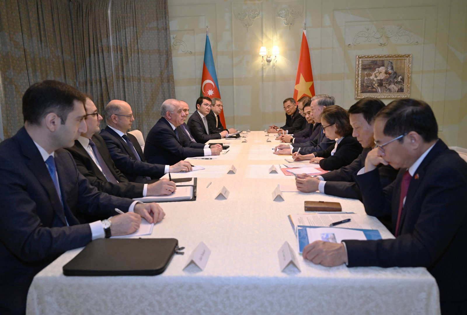 Azerbaijan, Vietnam discuss future development of diverse cooperation (PHOTO)