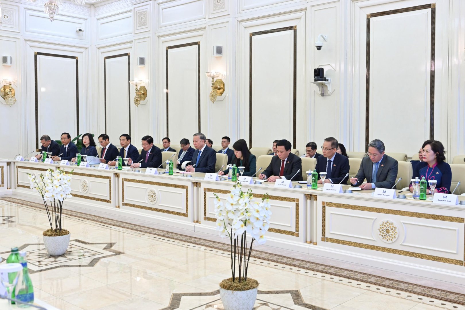 Azerbaijan, Vietnam highlight progress in mutual relations (PHOTO)