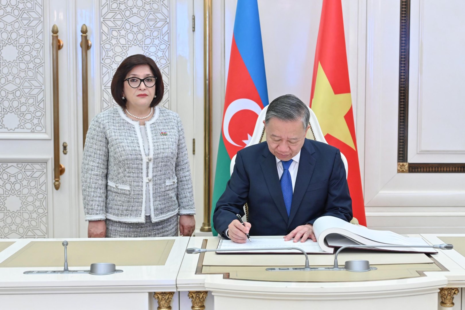 Azerbaijan, Vietnam highlight progress in mutual relations (PHOTO)
