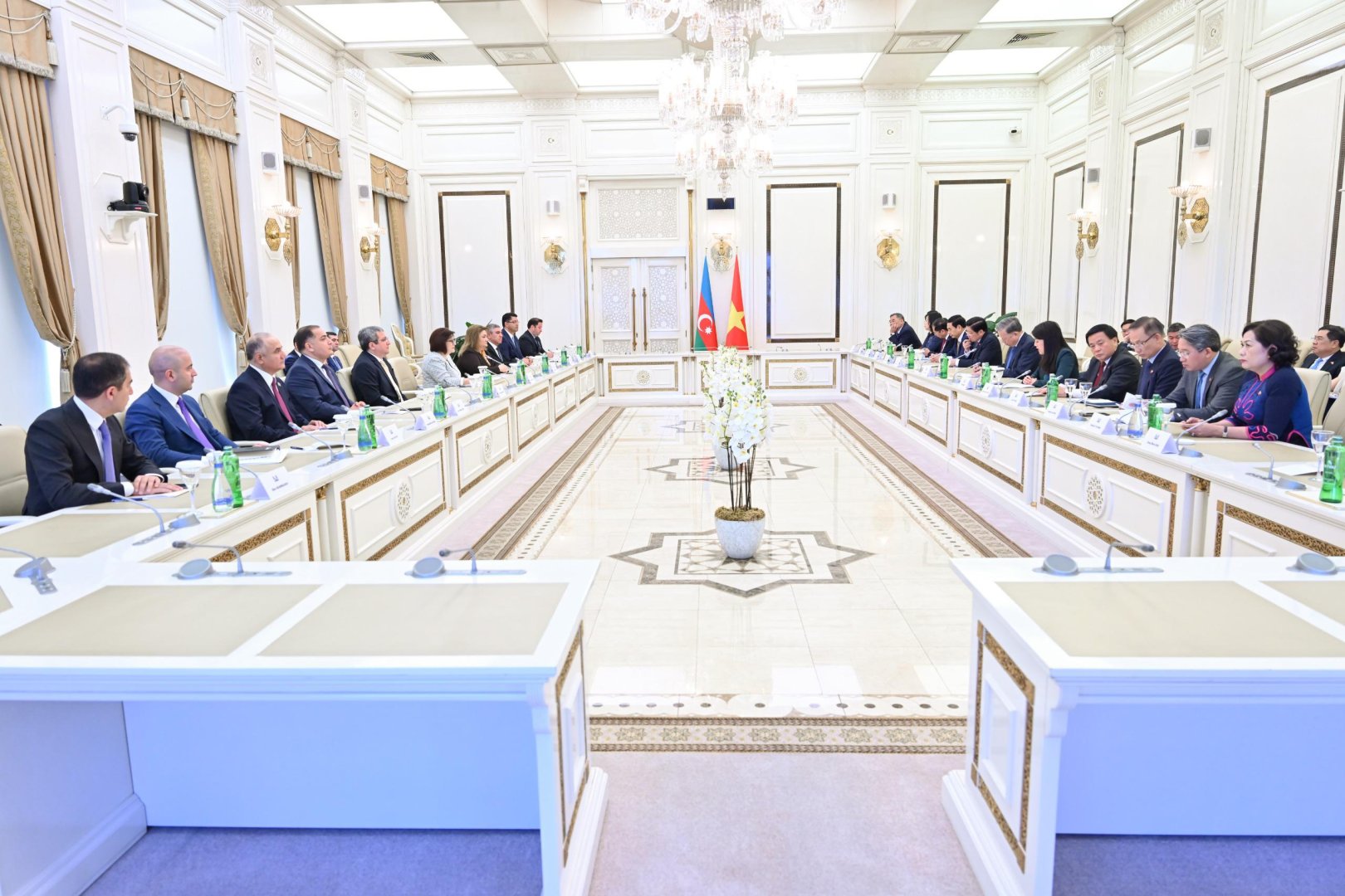 Azerbaijan, Vietnam highlight progress in mutual relations (PHOTO)