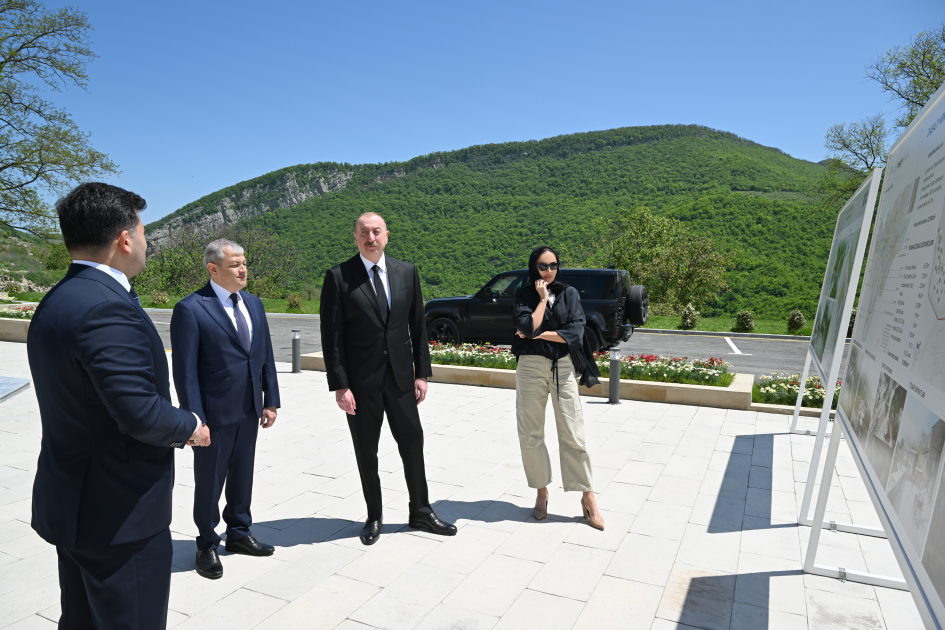 President Ilham Aliyev, First Lady Mehriban Aliyeva attend inauguration of Dashalti village mosque in Shusha district (PHOTO)
