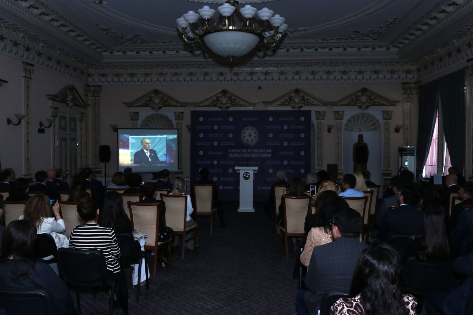 Azerbaijani diaspora committee celebrates 102nd anniversary of National Leader Heydar Aliyev's birth (PHOTO)