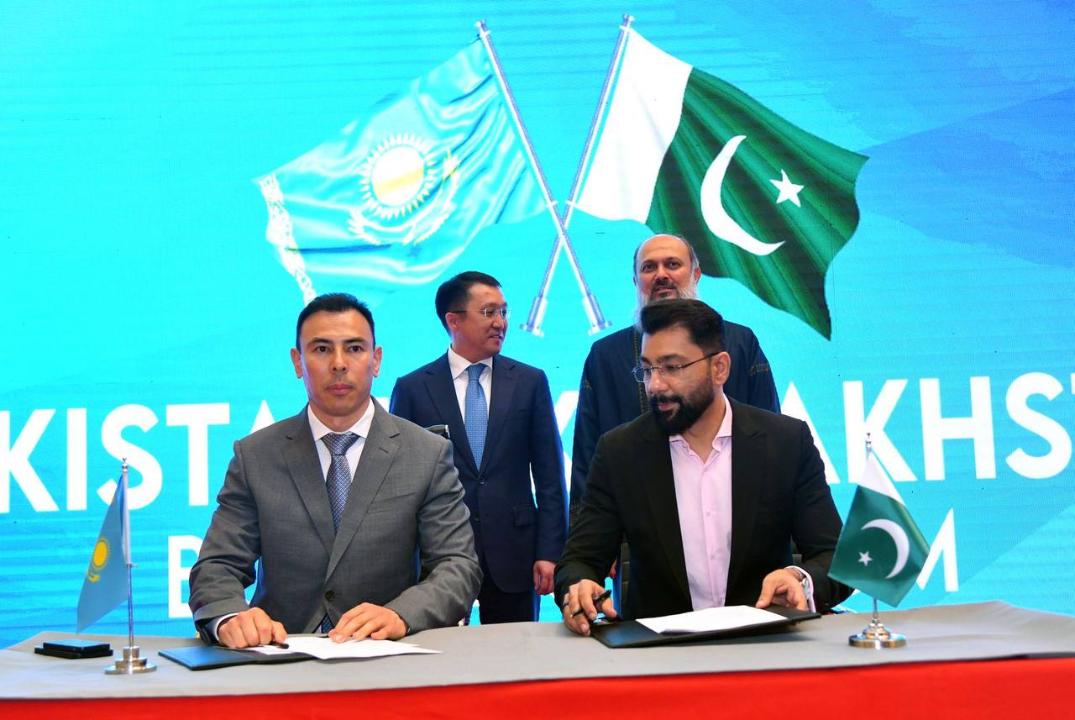 Kazakhstan, Pakistan take bold step with multibillion-dollar trade deals