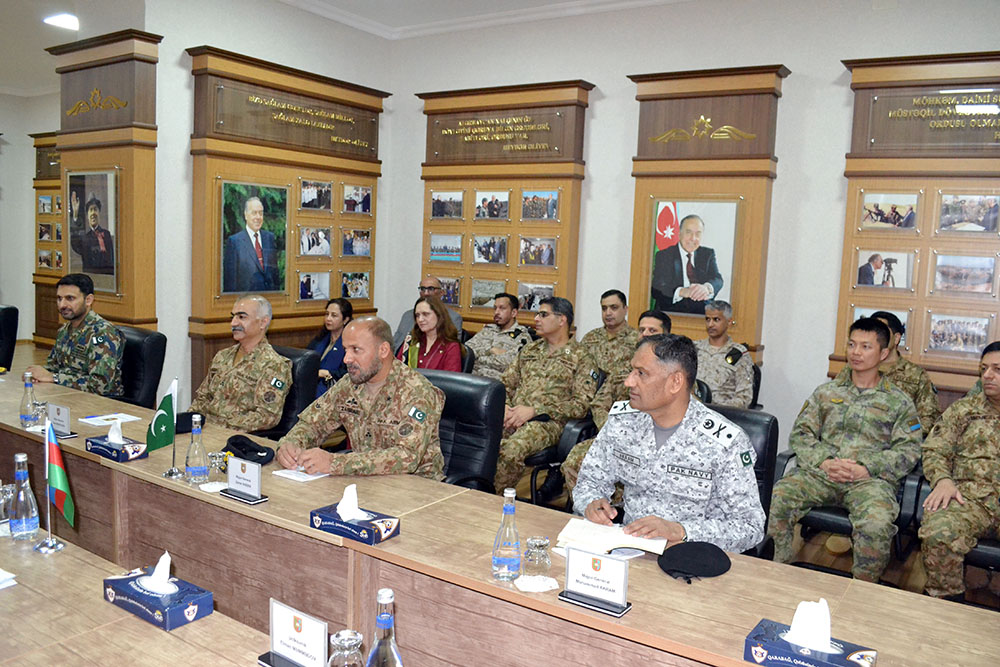 Pakistani delegation visits Azerbaijan National Defense University (PHOTO/VIDEO)