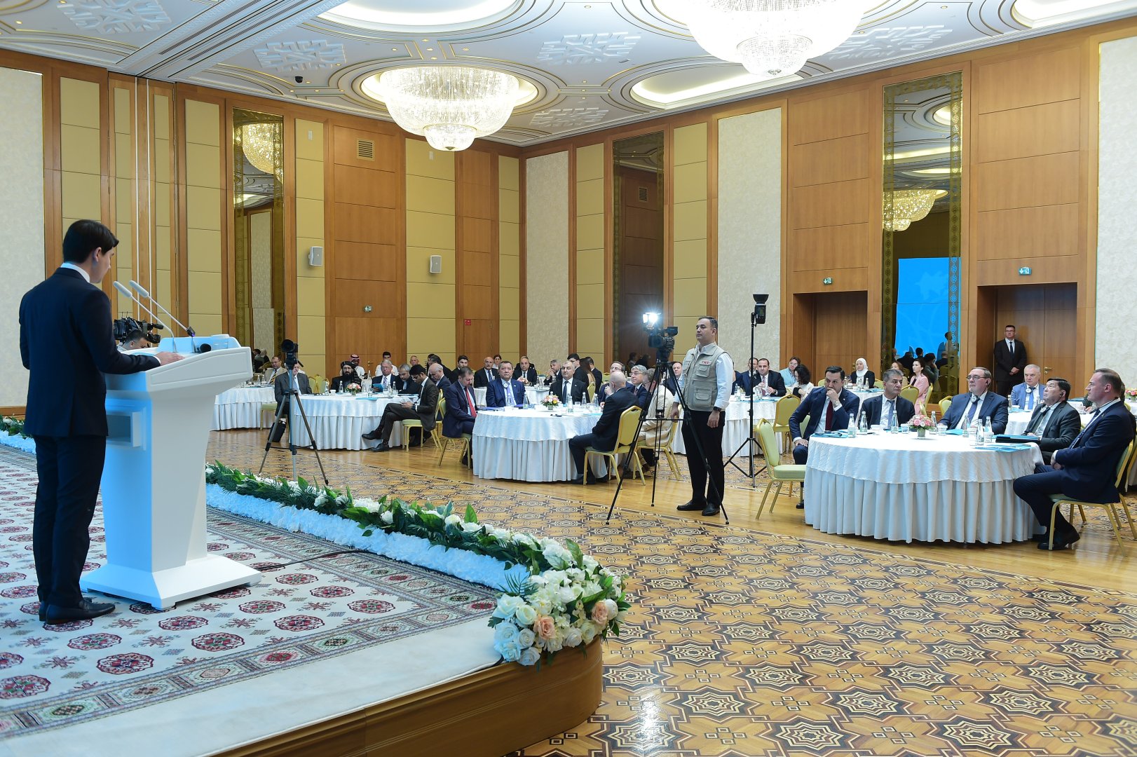 Turkmenistan hosts energy conference honouring Heydar Aliyev (PHOTO)