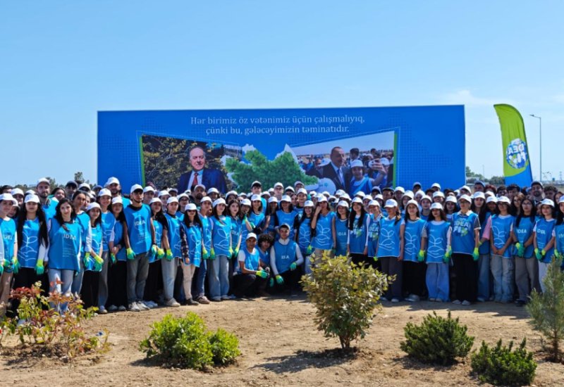 Heydar Aliyev Foundation VP Leyla Aliyeva, Arzu Aliyeva participate in tree-planting campaign held in Baku (PHOTO)