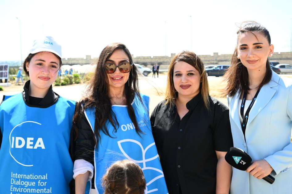 Heydar Aliyev Foundation VP Leyla Aliyeva, Arzu Aliyeva participate in tree-planting campaign held in Baku (PHOTO)