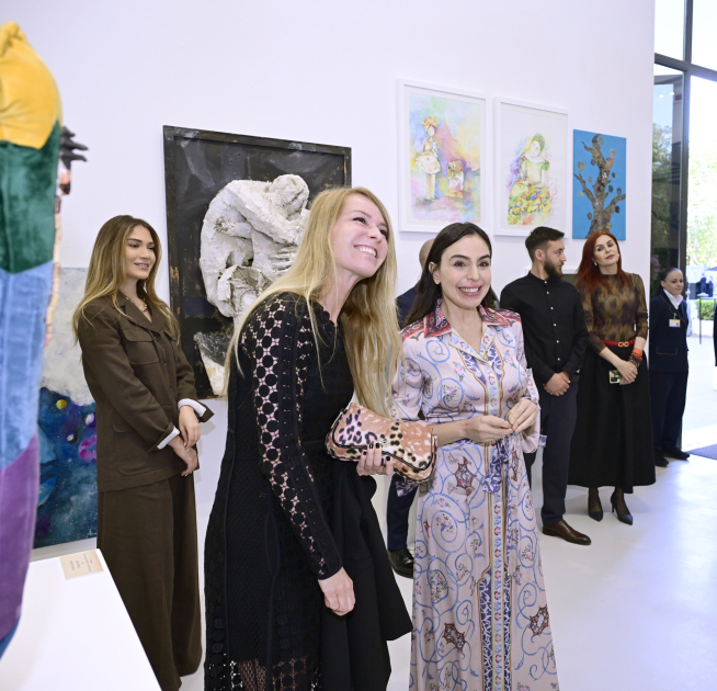 Heydar Aliyev Foundation VP Leyla Aliyeva, Arzu Aliyeva attend presentation of MAMA  “Mother Nature” exhibition in Rome (PHOTO)