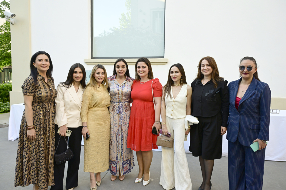 Heydar Aliyev Foundation VP Leyla Aliyeva, Arzu Aliyeva attend presentation of MAMA  “Mother Nature” exhibition in Rome (PHOTO)