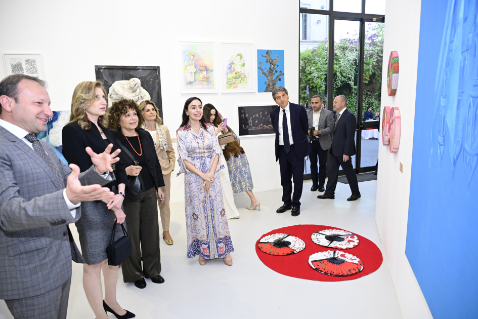 Heydar Aliyev Foundation VP Leyla Aliyeva, Arzu Aliyeva attend presentation of MAMA  “Mother Nature” exhibition in Rome (PHOTO)