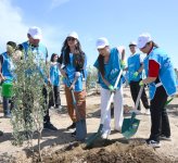 Heydar Aliyev Foundation VP Leyla Aliyeva, Arzu Aliyeva participate in tree-planting campaign held in Baku (PHOTO)
