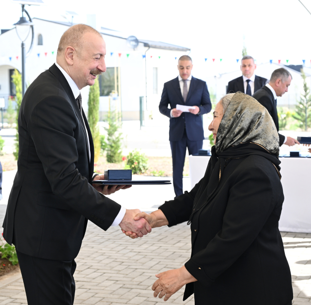 President Ilham Aliyev attends opening ceremony of first phase of Kangarli village in Aghdam (PHOTO)