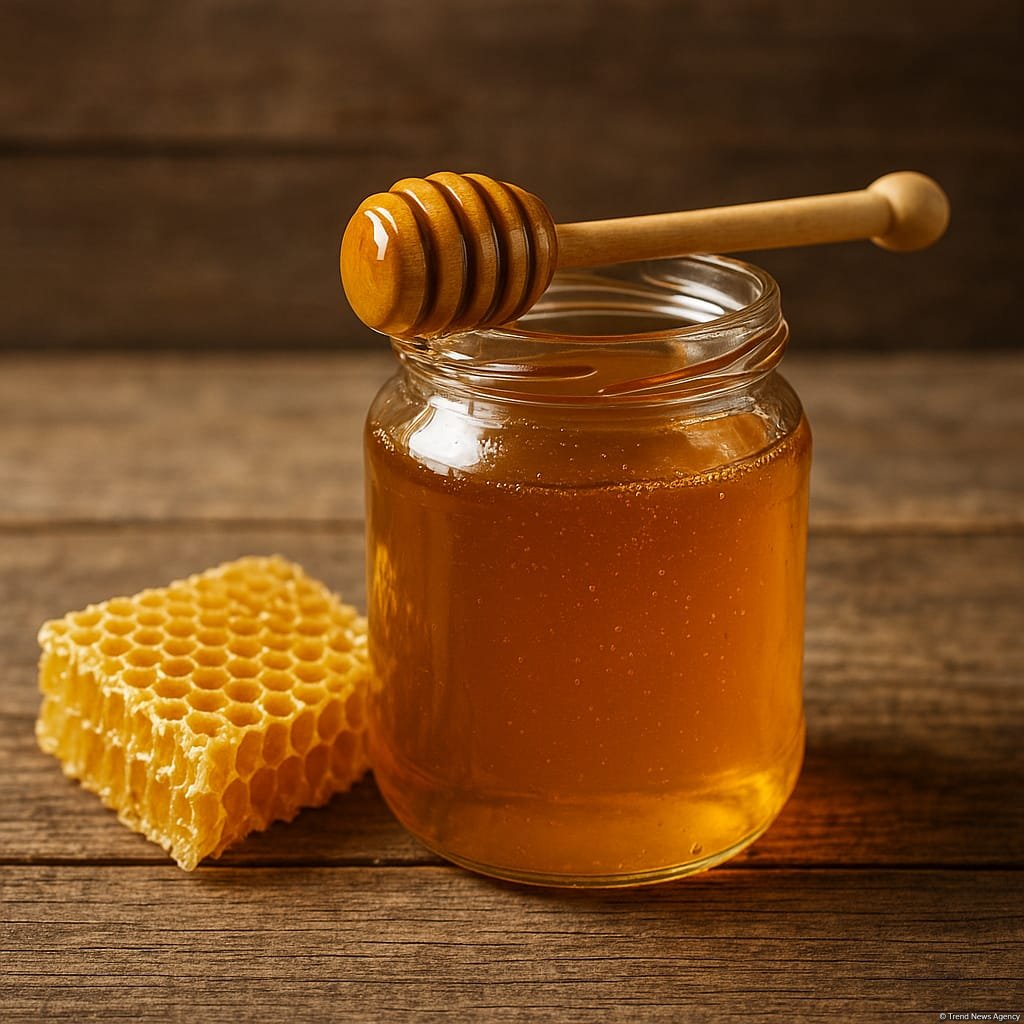 Azerbaijan restores natural honey imports from Ukraine in early 2025