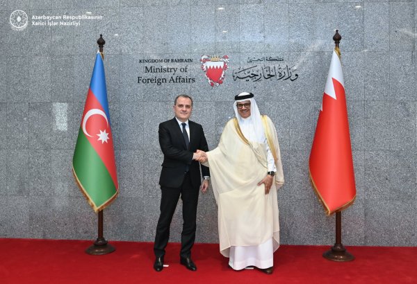 Azerbaijan, Bahrain consider joint mechanism to boost economic ties (PHOTO)