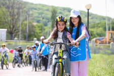 Children and adolescents receive bicycles at Heydar Aliyev Foundation VP Leyla Aliyeva's initiative (PHOTO)