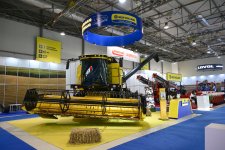 President Ilham Aliyev views InterFood Azerbaijan and Caspian Agro exhibitions (PHOTO/VIDEO)
