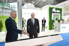 President Ilham Aliyev views InterFood Azerbaijan and Caspian Agro exhibitions (PHOTO/VIDEO)
