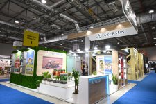 President Ilham Aliyev views InterFood Azerbaijan and Caspian Agro exhibitions (PHOTO/VIDEO)