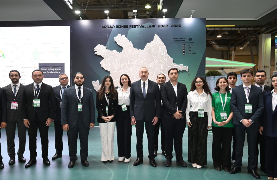 President Ilham Aliyev views InterFood Azerbaijan and Caspian Agro exhibitions (PHOTO/VIDEO)
