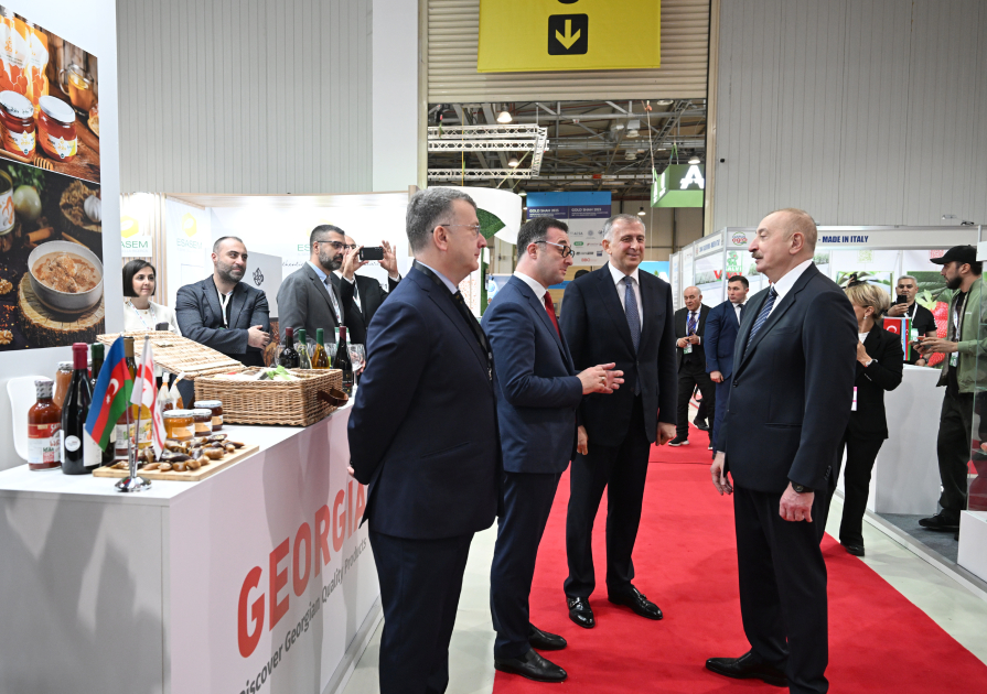 President Ilham Aliyev views InterFood Azerbaijan and Caspian Agro exhibitions (PHOTO/VIDEO)