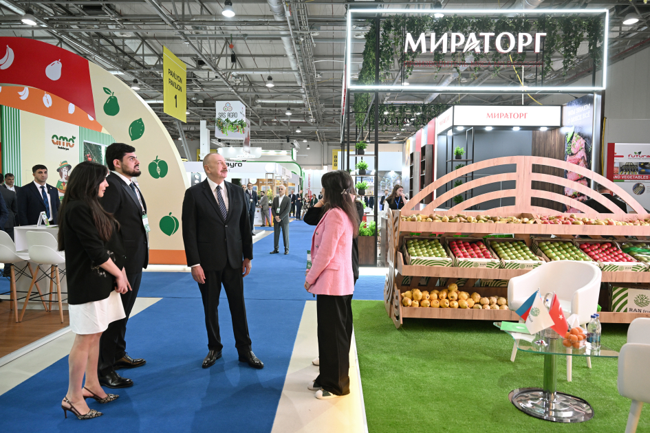 President Ilham Aliyev views InterFood Azerbaijan and Caspian Agro exhibitions (PHOTO/VIDEO)